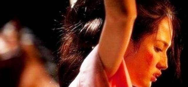 女生重罚男生视频大全下载(打外女生国屁股打到哭或红视频)